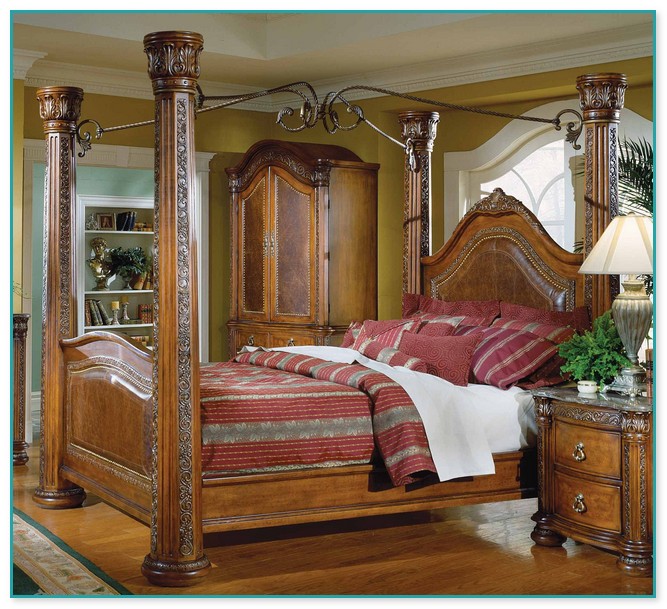 Gorgeous King Size Canopy Bedroom Set