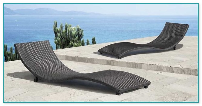 Lounge Chairs For Pool Deck