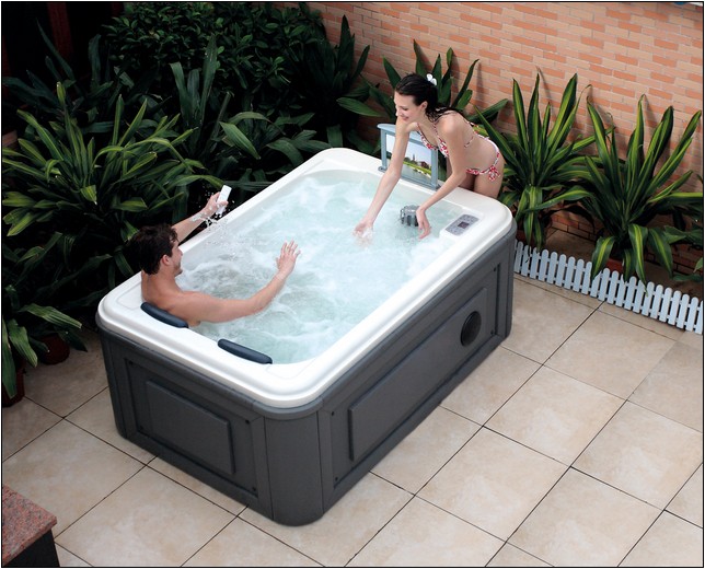 2 3 Person Hot Tub For Sale