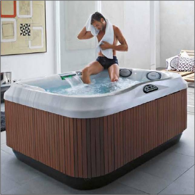 3 Person Hot Tub Uk