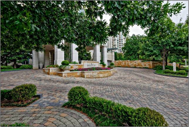 Commercial Landscaping Companies In Dallas