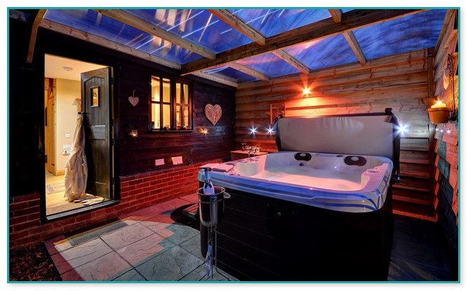 Romantic Log Cabins With Hot Tubs